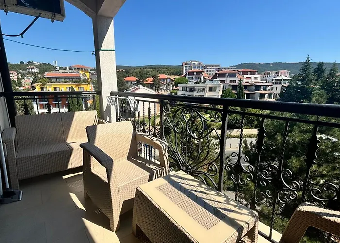 Luxury Rest Dolphin Club