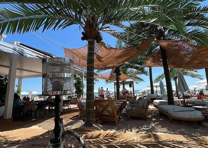 Luxury Rest Dolphin Club شقة